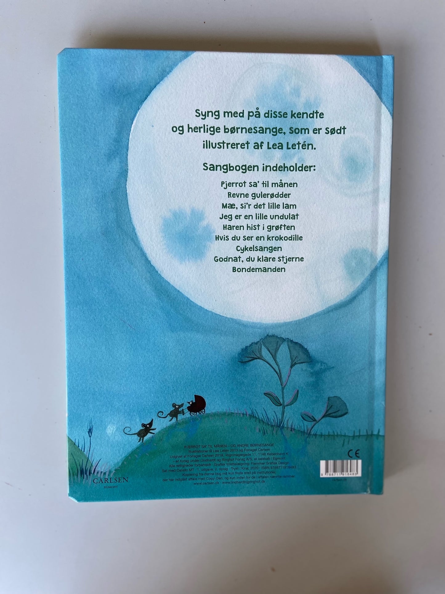 Pjerrot sa' til månen og andre børnesange